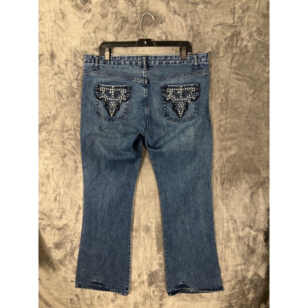 Steve & Barry's Women Blue Embellished Bootcut Jeans Size 16 Medium Wash Denim - Picture 10 of 12